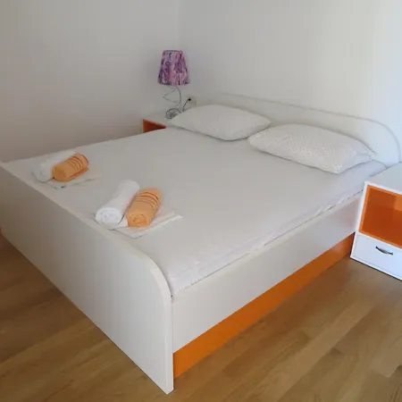 By The Sea Bol, Brac - 13665 Apartment Bol