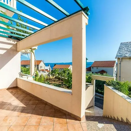 Apartment By The Sea Bol, Brac - 13665 *
