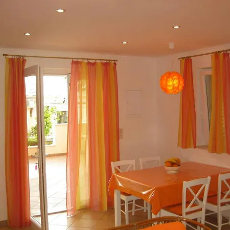 Apartment By The Sea Bol, Brac - 13665